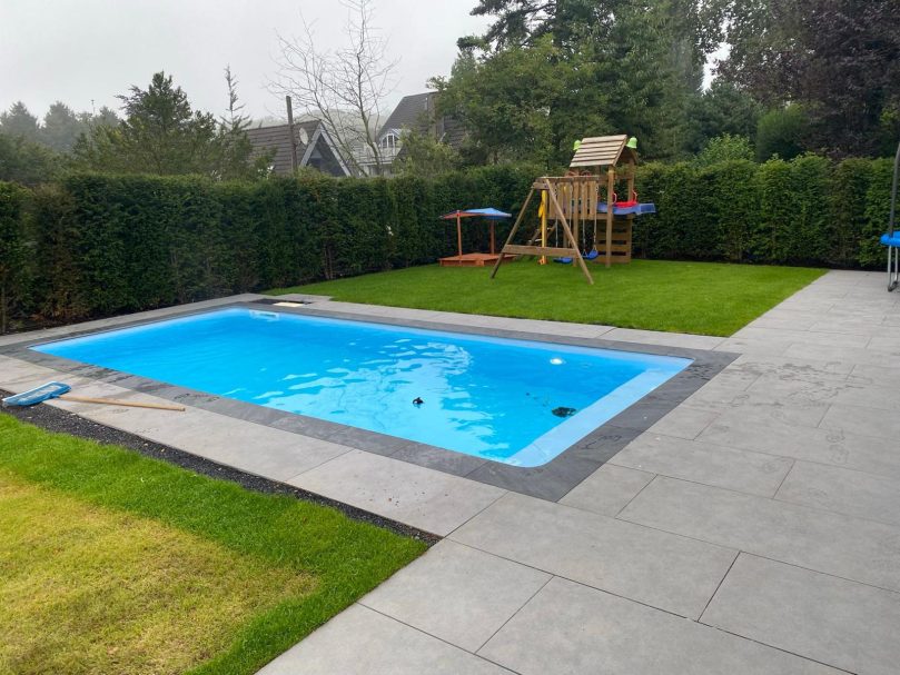 Poolbau