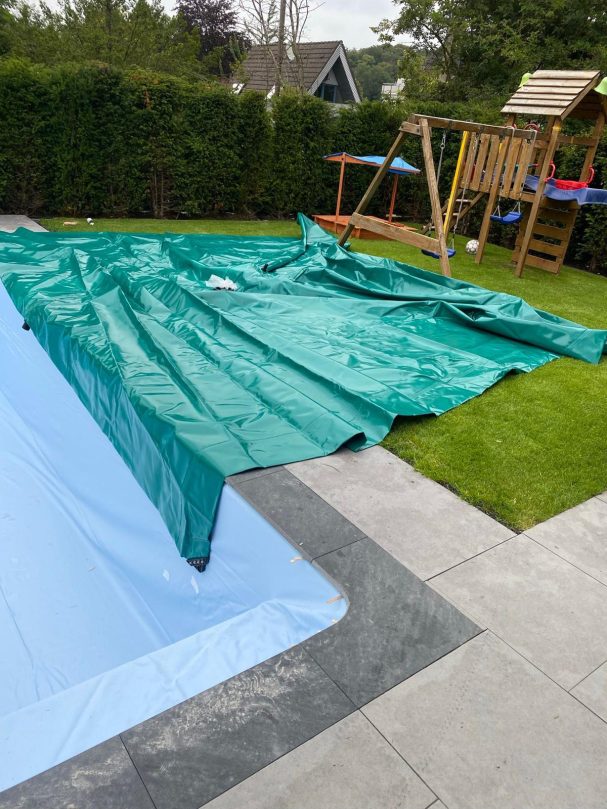Poolbau